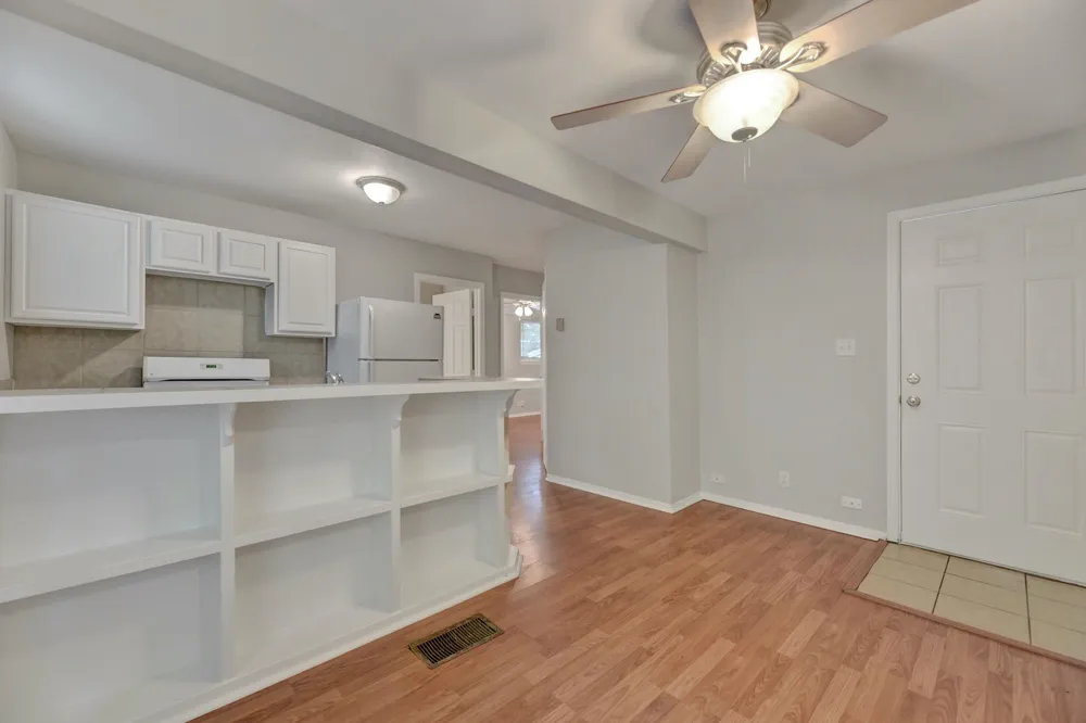 2712 Whitis Avenue #B Austin, TX 78705