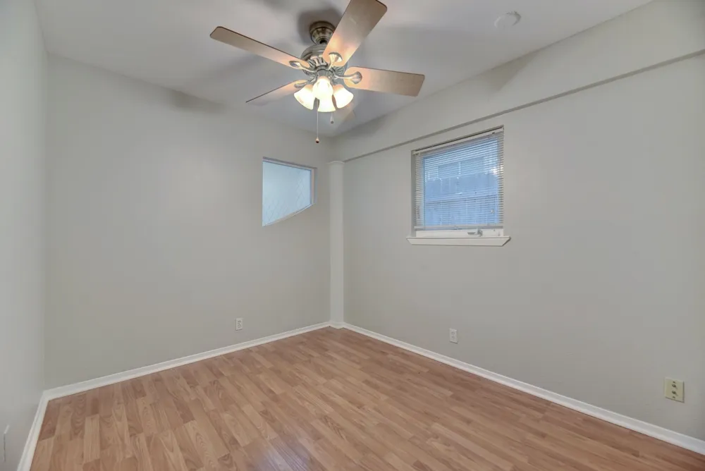 2712 Whitis Avenue #B Austin, TX 78705