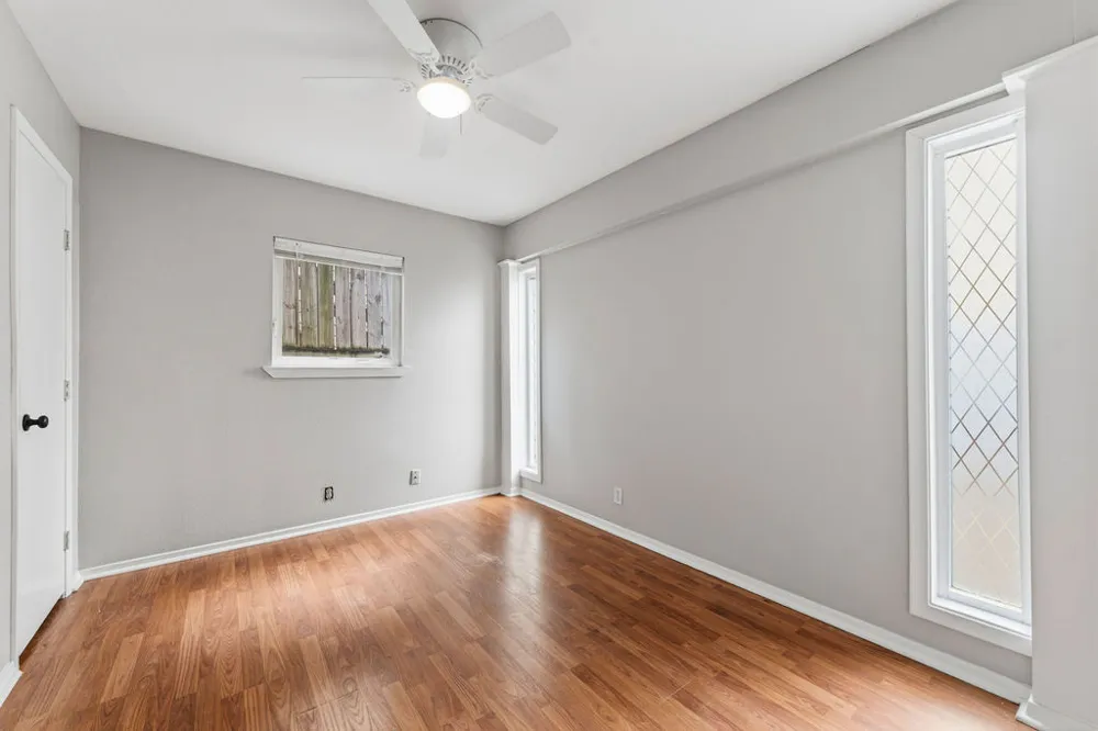 2712 Whitis Avenue #B Austin, TX 78705