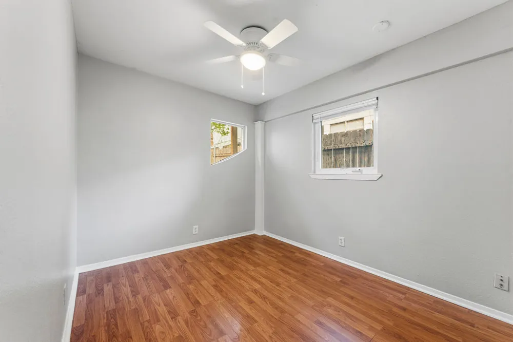 2712 Whitis Avenue #B Austin, TX 78705