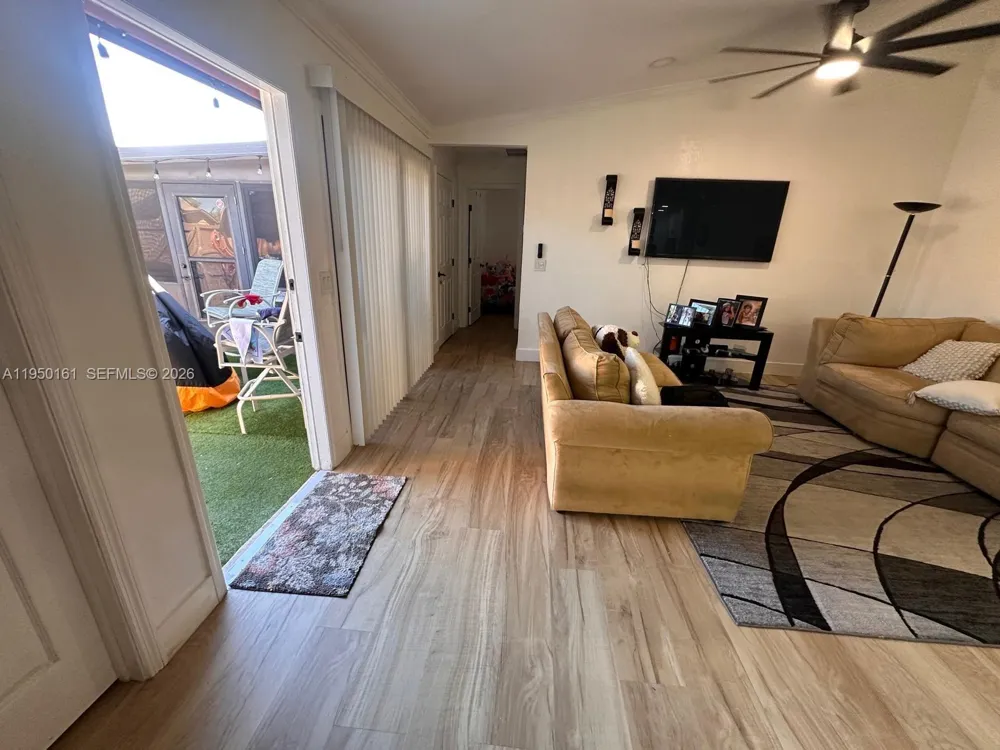 6370 ROYAL WOODS DR Fort Myers, FL 33908