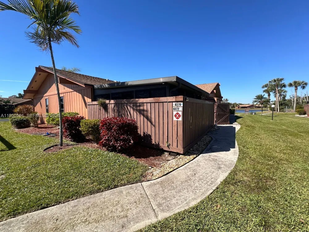 6370 ROYAL WOODS DR Fort Myers, FL 33908