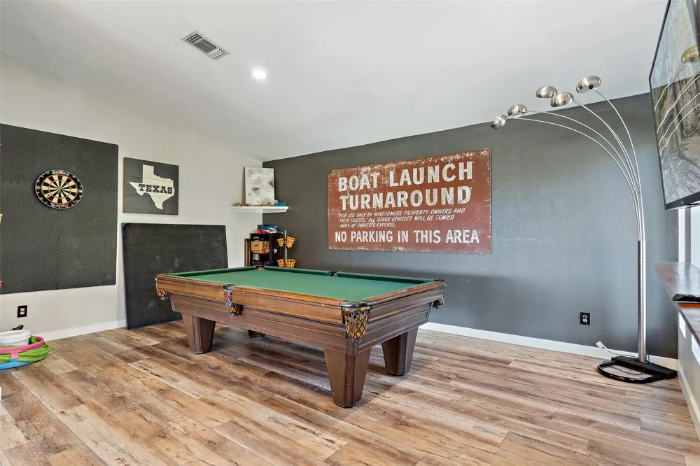 106 Center Cove II Loop Spicewood, TX 78669