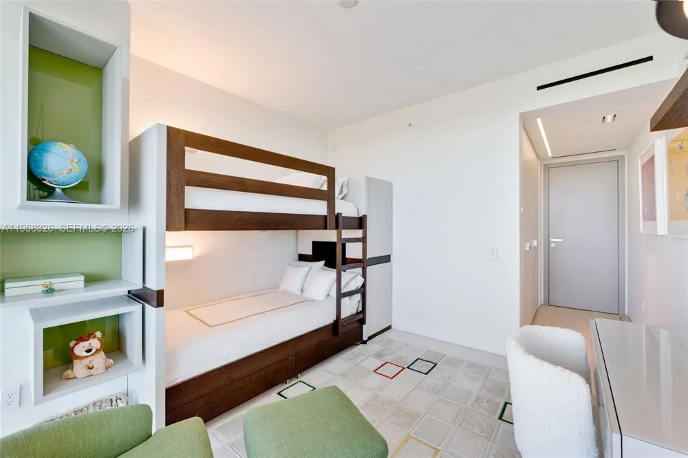 350 Ocean Dr #701N Key Biscayne, FL 33149