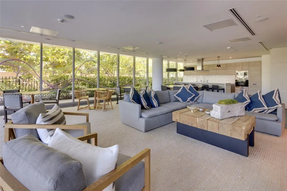 350 Ocean Dr #701N Key Biscayne, FL 33149