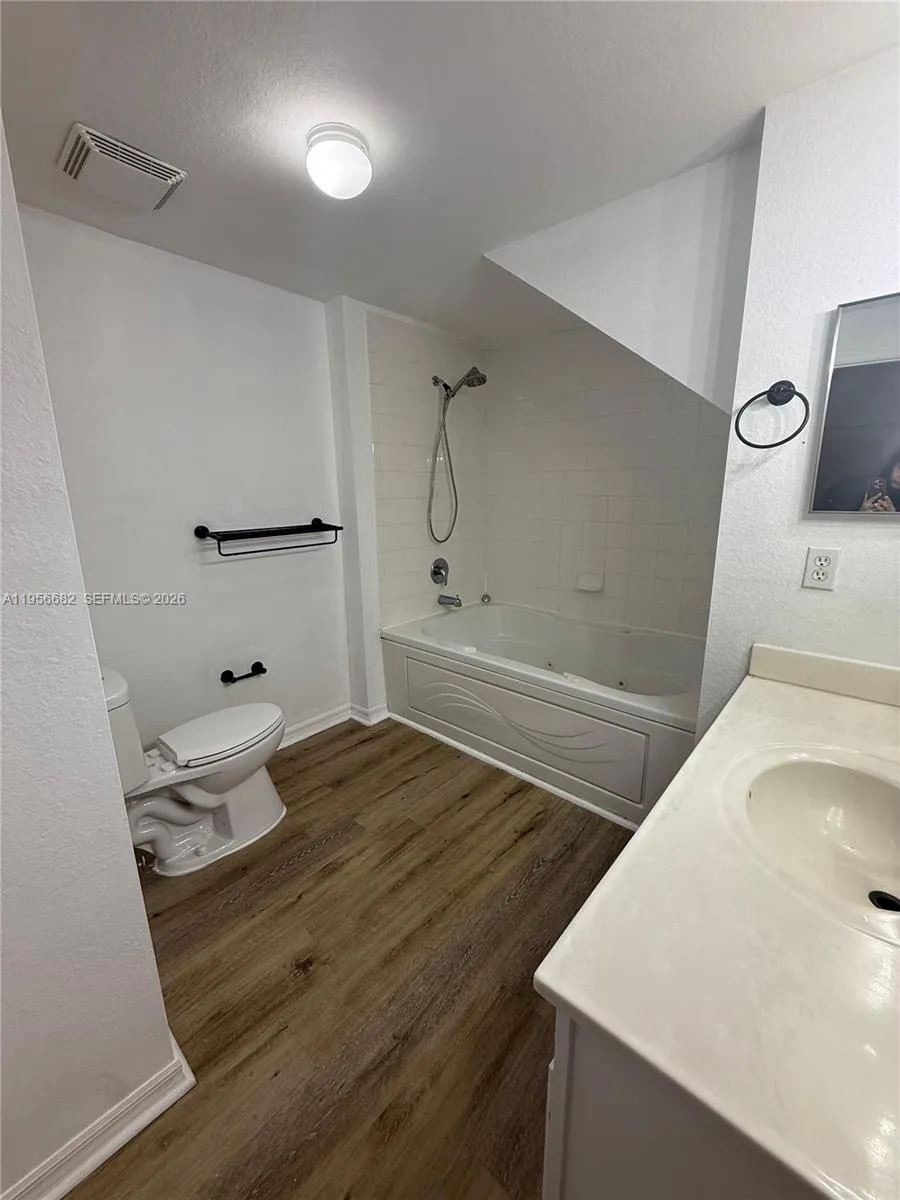4003 SANTA MARIA DRIVE #101 Kissimmee, FL 34741