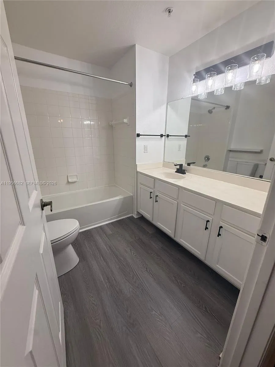 4003 SANTA MARIA DRIVE #101 Kissimmee, FL 34741