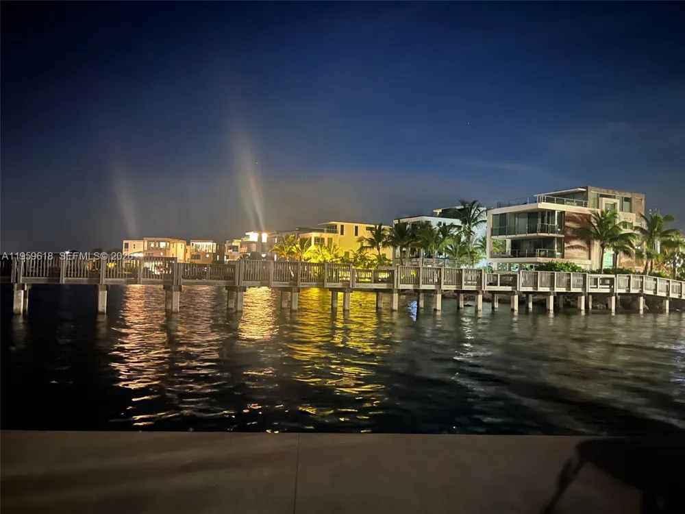 94825 Overseas Highway Key Largo, FL 33037