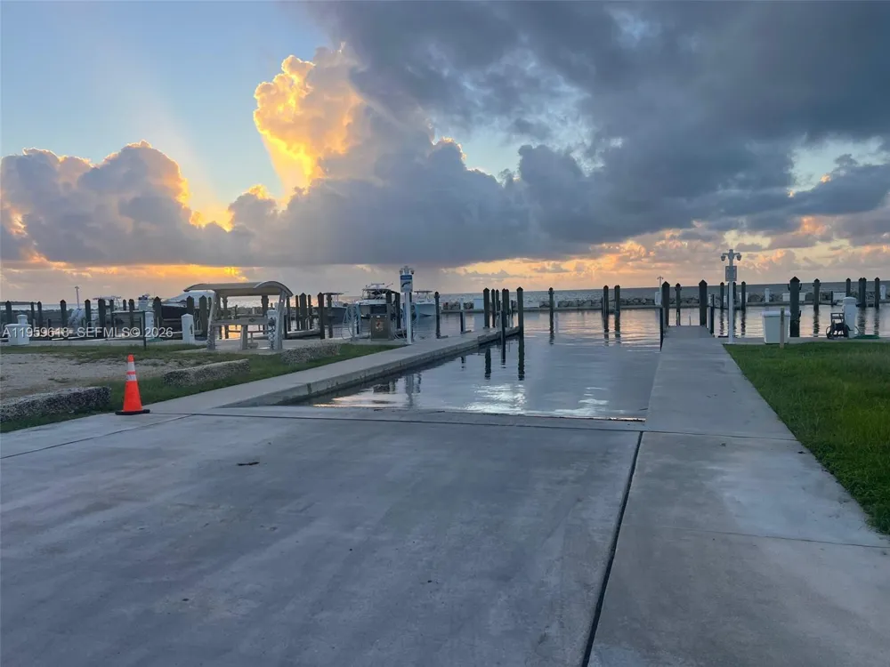 94825 Overseas Highway Key Largo, FL 33037