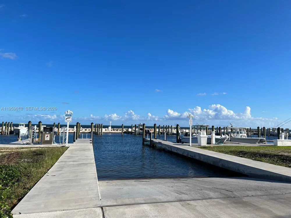 94825 Overseas Highway Key Largo, FL 33037