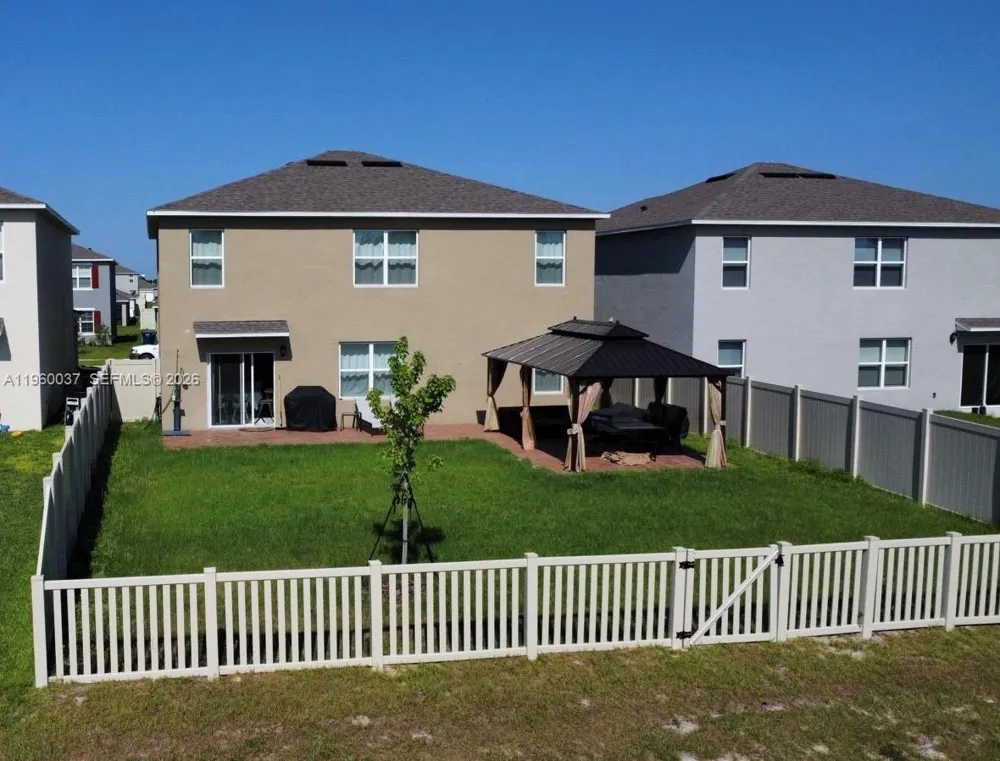740 Grove Street Winter Haven, FL 33881