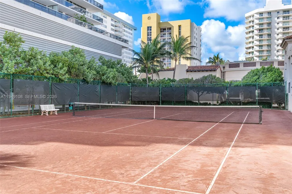 5959 Collins Ave #606 Miami Beach, FL 33140