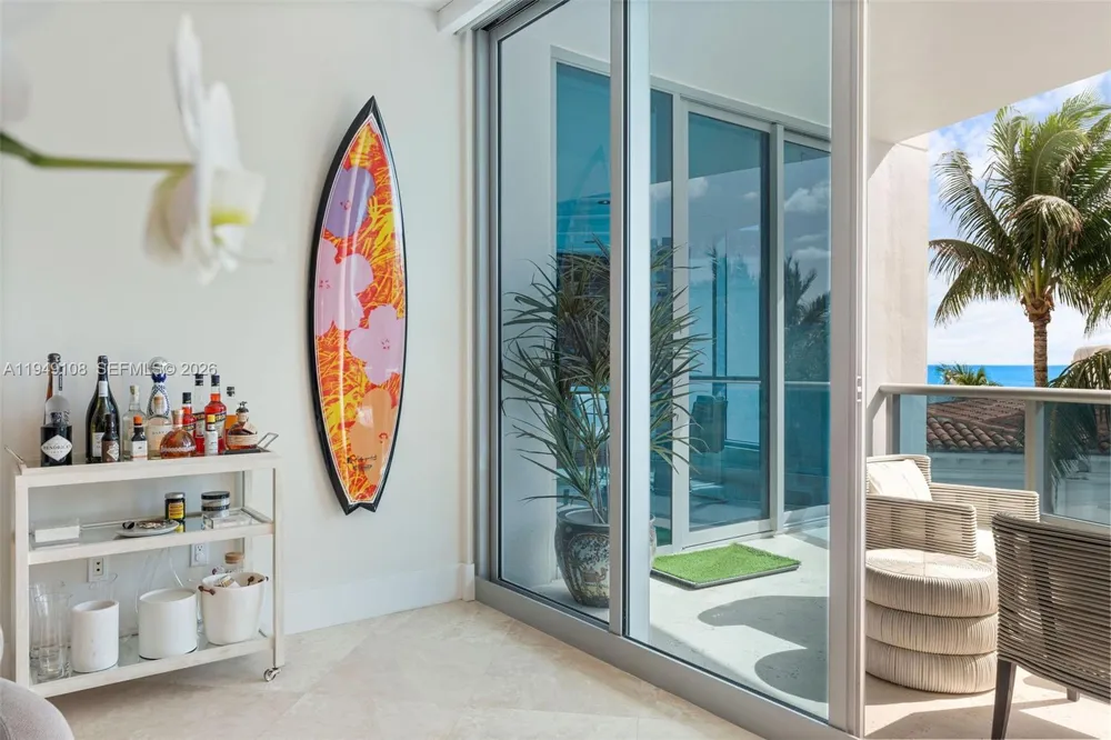 5959 Collins Ave #606 Miami Beach, FL 33140