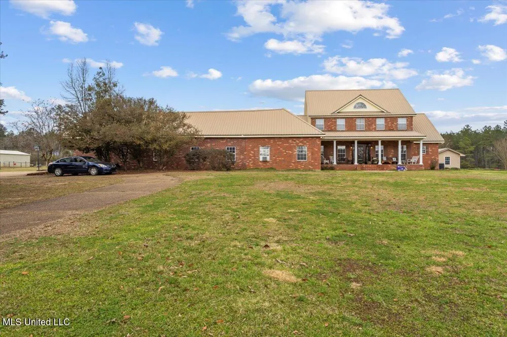13835 U.S. 98 Smithdale, MS 39664