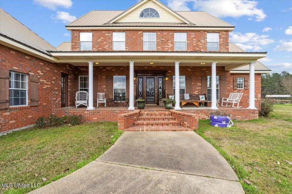 13835 U.S. 98 Smithdale, MS 39664