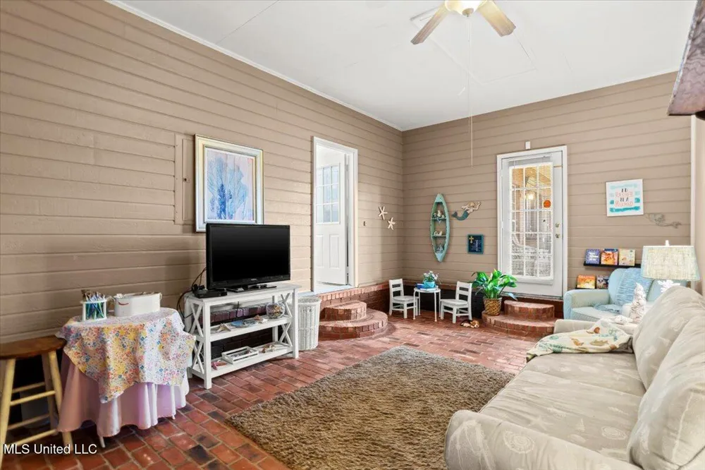 13835 U.S. 98 Smithdale, MS 39664
