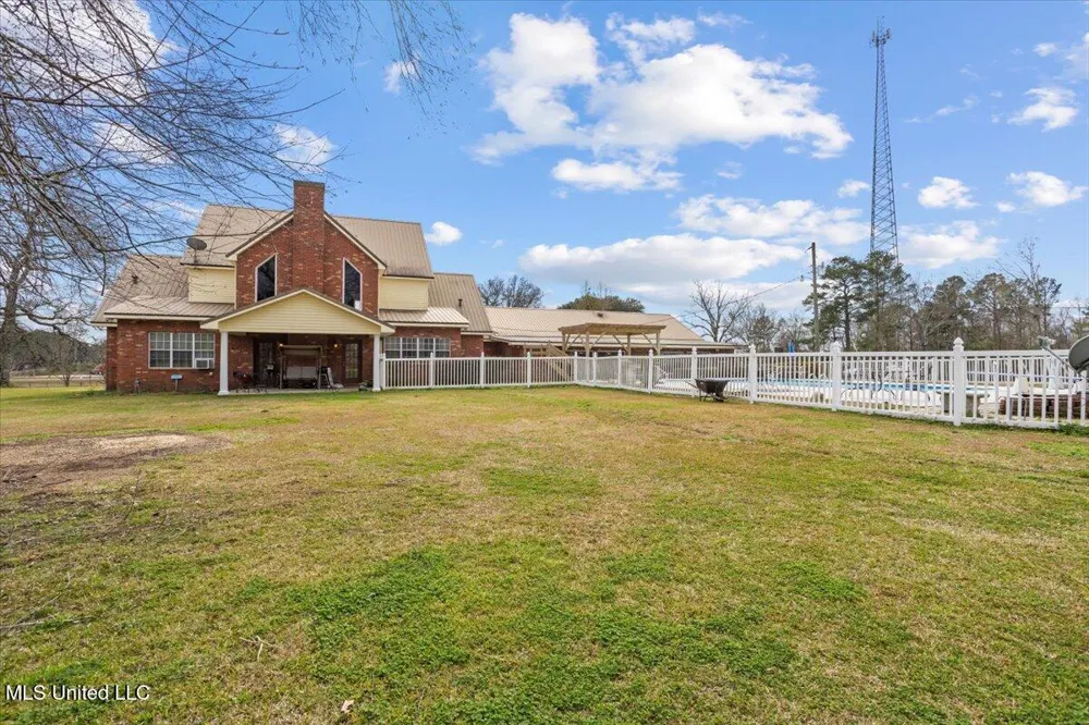 13835 U.S. 98 Smithdale, MS 39664