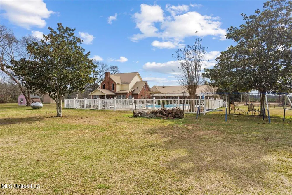 13835 U.S. 98 Smithdale, MS 39664