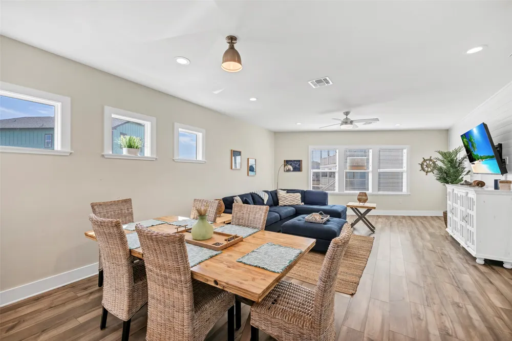162 La Concha Boulevard #10 Port Aransas, TX 78373