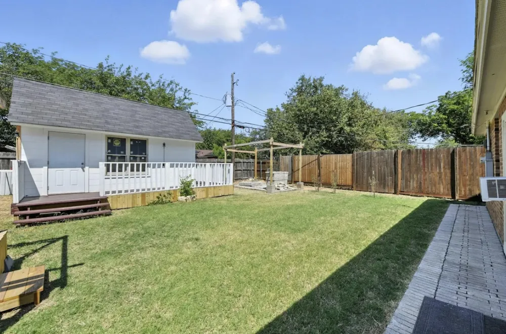 619 Comal Avenue Fort Worth, TX 76108