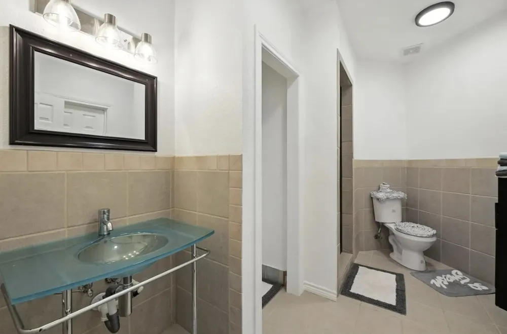 619 Comal Avenue Fort Worth, TX 76108