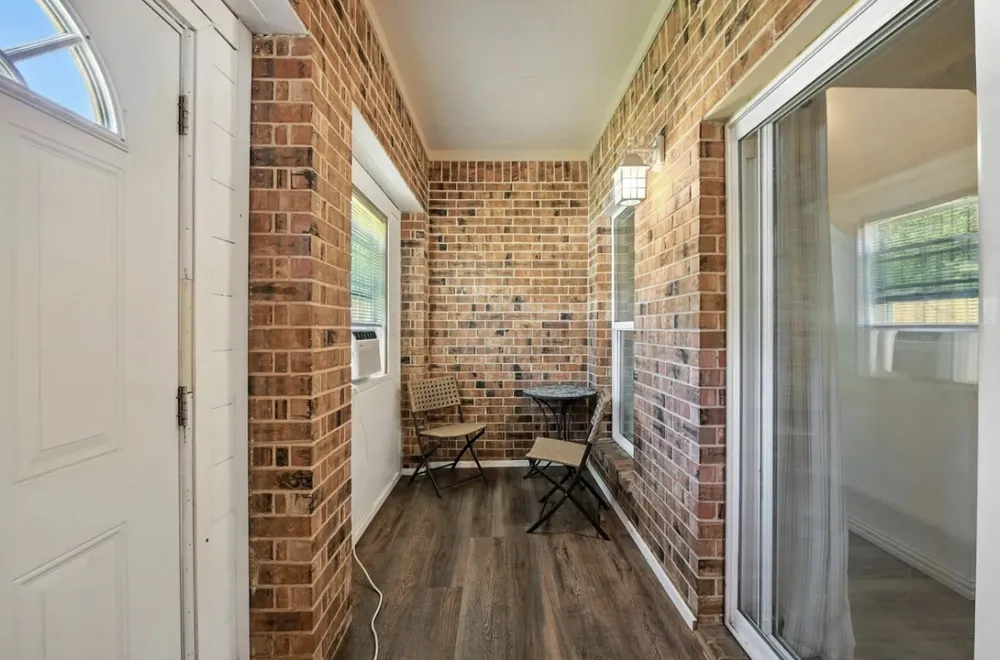619 Comal Avenue Fort Worth, TX 76108