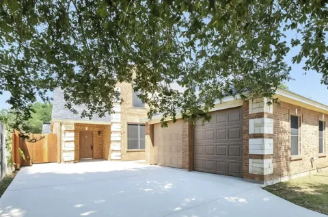 619 Comal Avenue