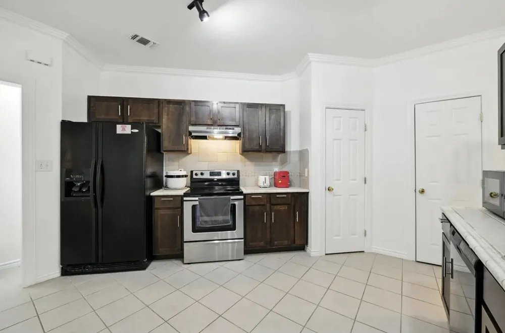 619 Comal Avenue Fort Worth, TX 76108