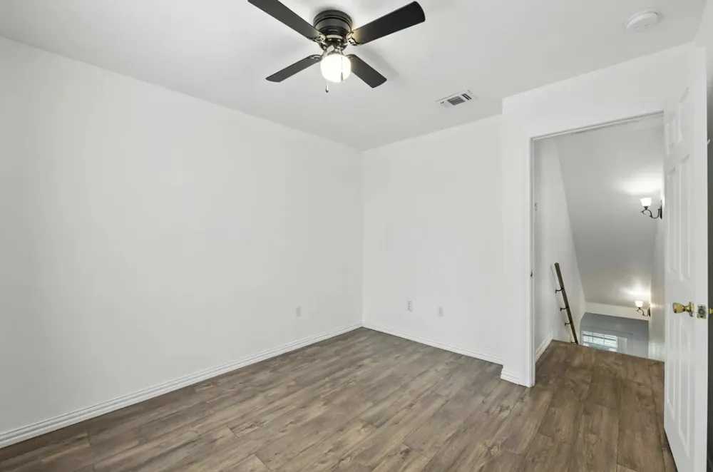 619 Comal Avenue Fort Worth, TX 76108