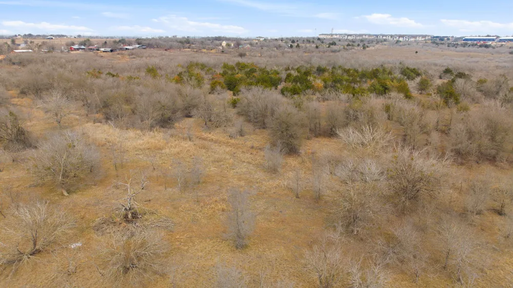 13802 Hokanson Road Del Valle, TX 78617