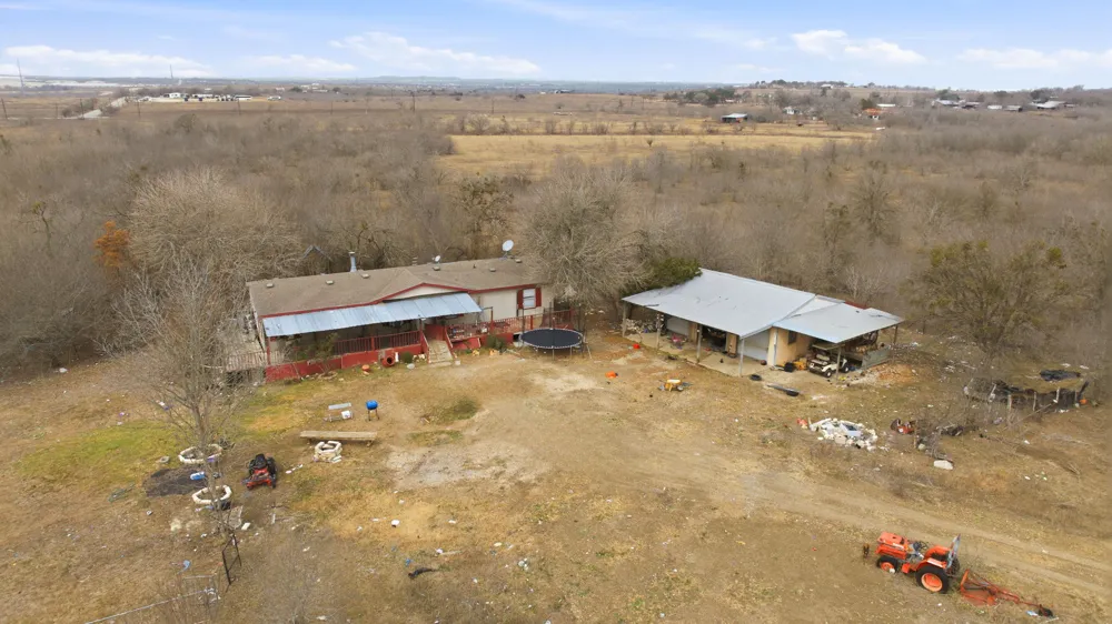 13802 Hokanson Road Del Valle, TX 78617