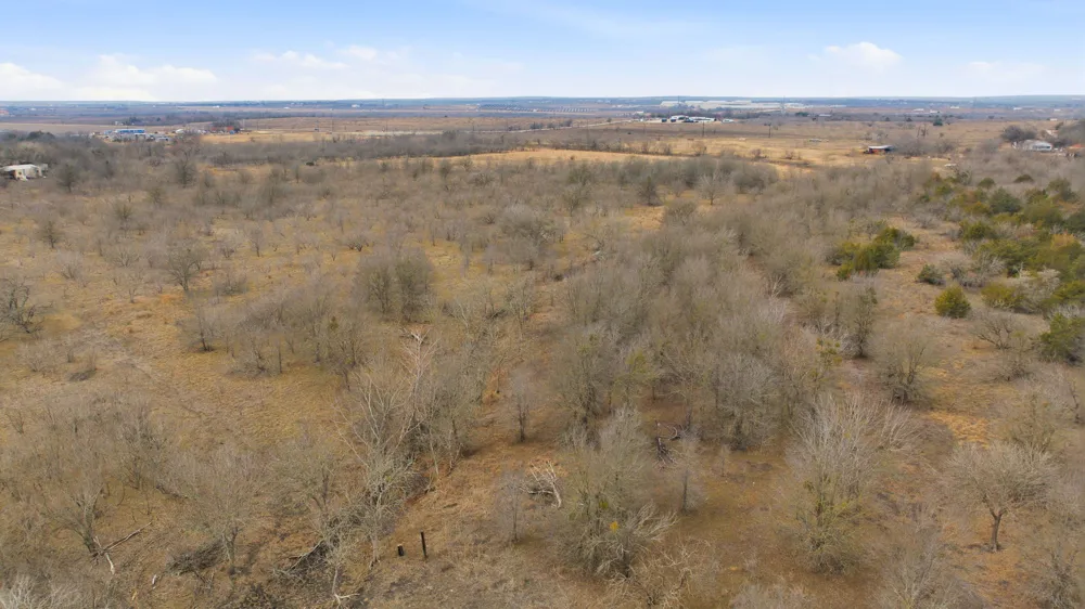 13802 Hokanson Road Del Valle, TX 78617