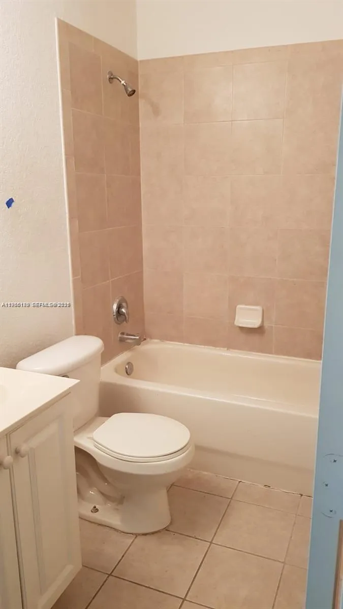 3525 Sonoma Dr Riviera Beach, FL 33404