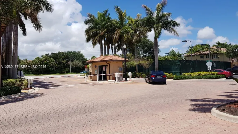 3525 Sonoma Dr Riviera Beach, FL 33404