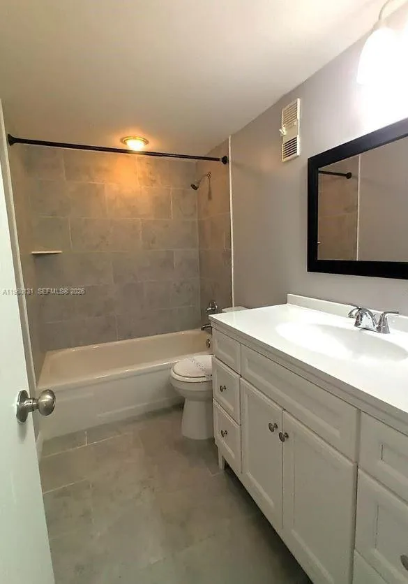 4575 S Texas Ave #307 Orlando, FL 32839