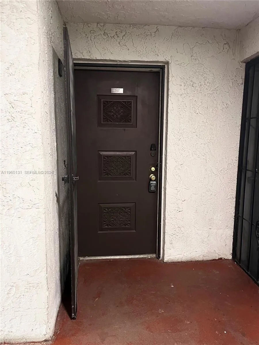 4575 S Texas Ave #307 Orlando, FL 32839
