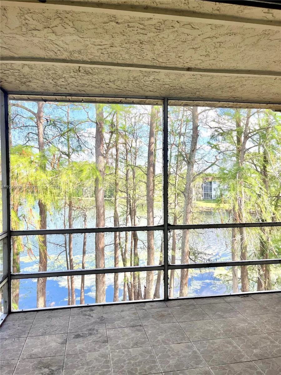 4575 S Texas Ave #307 Orlando, FL 32839