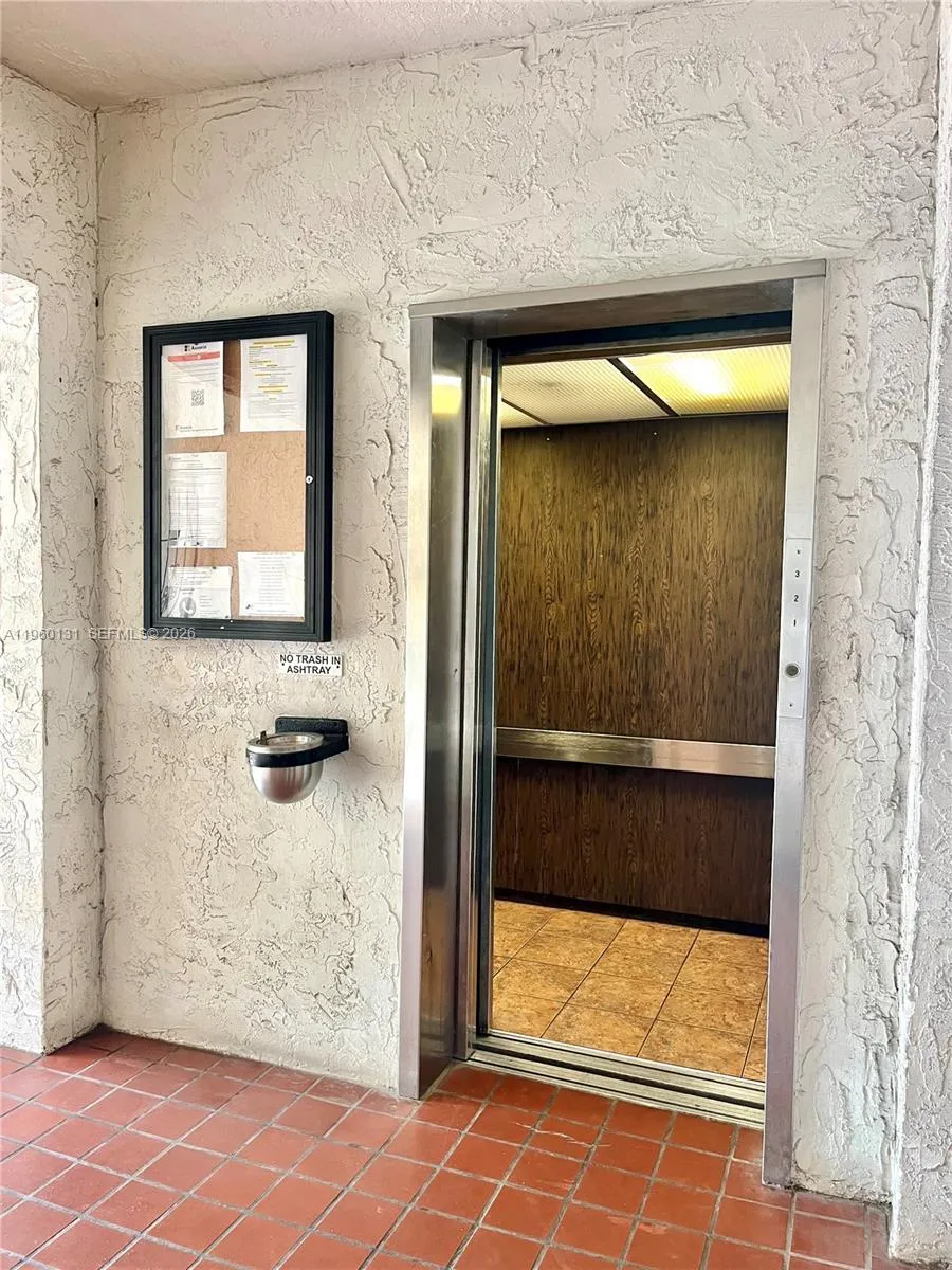 4575 S Texas Ave #307 Orlando, FL 32839