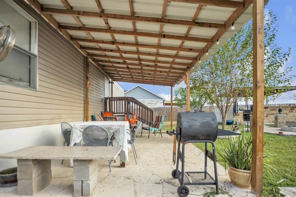 363 El Rey Drive Kyle, TX 78640