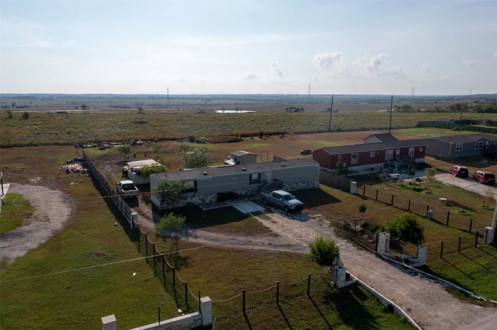 363 El Rey Drive Kyle, TX 78640