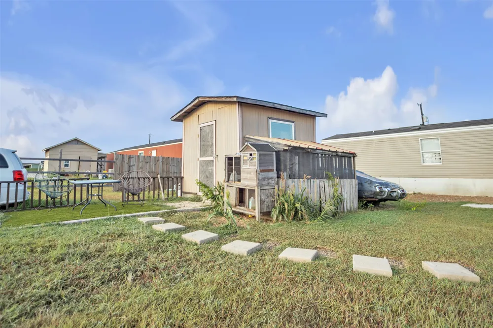 363 El Rey Drive Kyle, TX 78640