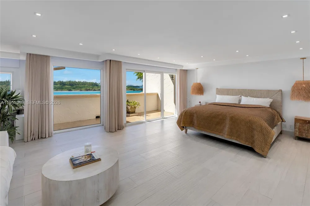 2443 Fisher Island Dr #5403 Miami, FL 33109