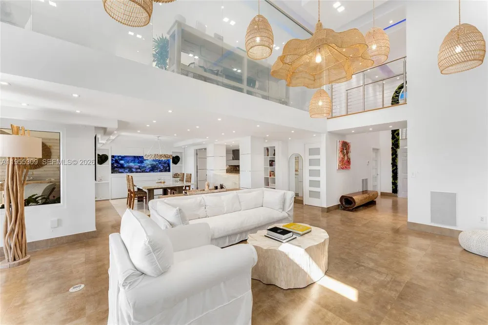 2443 Fisher Island Dr #5403 Miami, FL 33109