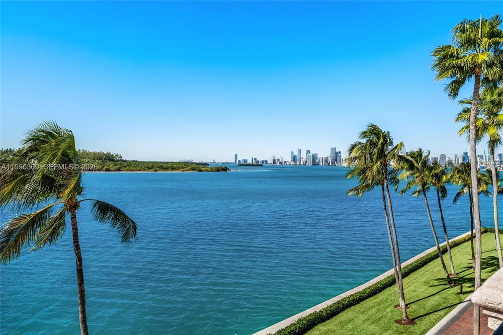 2443 Fisher Island Dr #5403 Miami, FL 33109