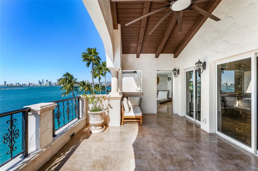 2443 Fisher Island Dr #5403 Miami, FL 33109