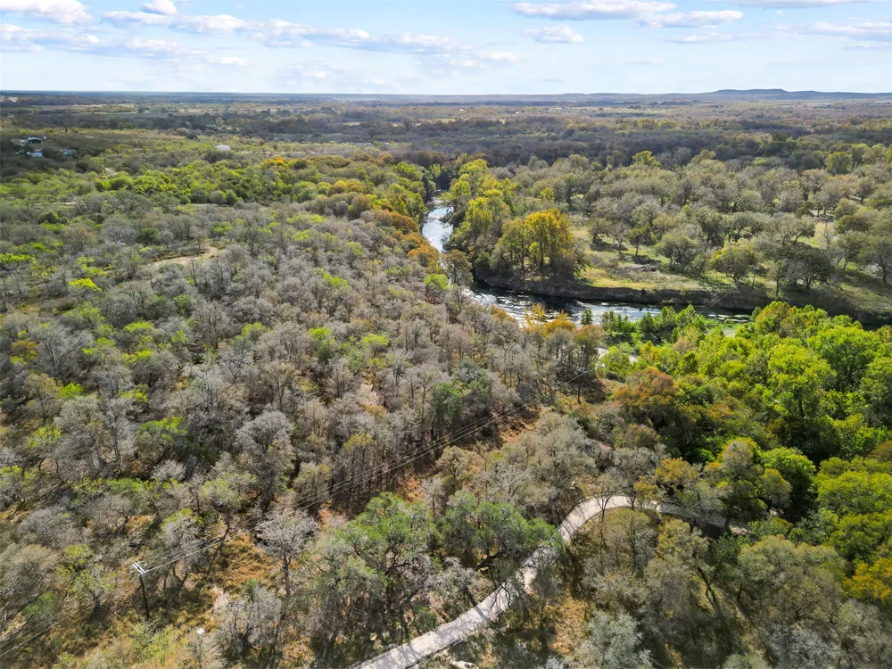 1 US Hwy 90 Alt Seguin, TX 78155