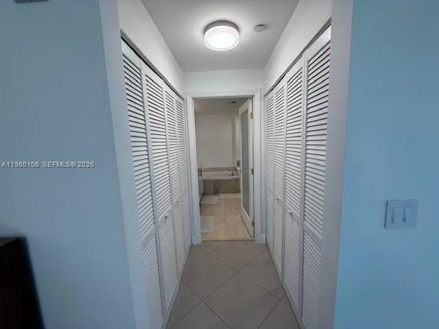 3330 NE 190th St #1815 Aventura, FL 33180