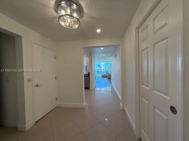 3330 NE 190th St #1815 Aventura, FL 33180