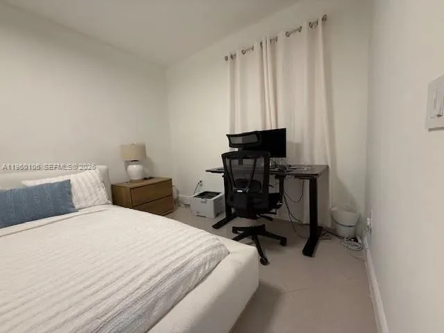 3330 NE 190th St #1815 Aventura, FL 33180