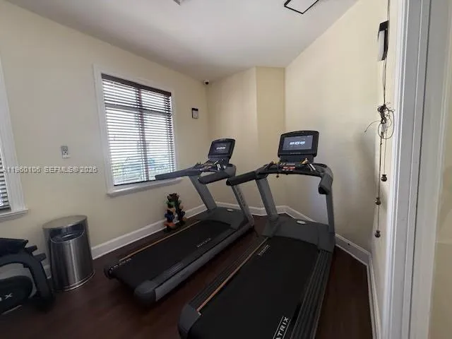 3330 NE 190th St #1815 Aventura, FL 33180